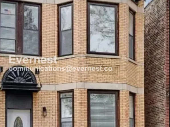 3527 S Damen Ave #1F, Chicago, IL 60609