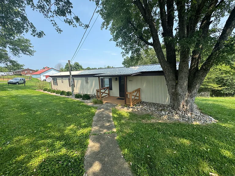 3513 Mount Eden Rd — Photo 1