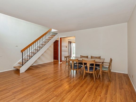 2nd image of 6420 Wells St #16