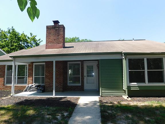 2nd image of 678B Buckingham Dr