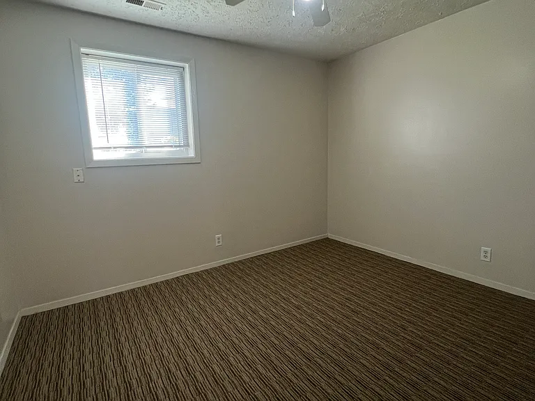 5051 & 5055 Marshall Dr — Photo 11