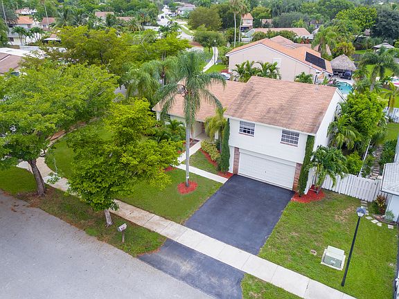 5th image of 14661 Highland Springs Ct