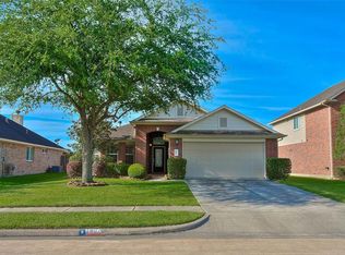 1407 Diamante Dr, Pasadena, TX 77504
