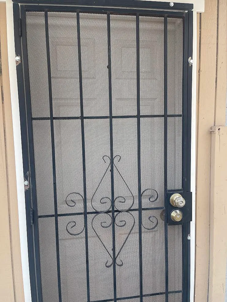 W 223rd St, Carson — Photo 2