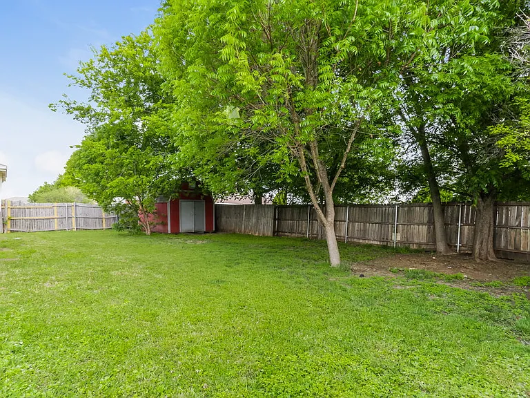 317 W Glen Meadow Dr — Photo 15