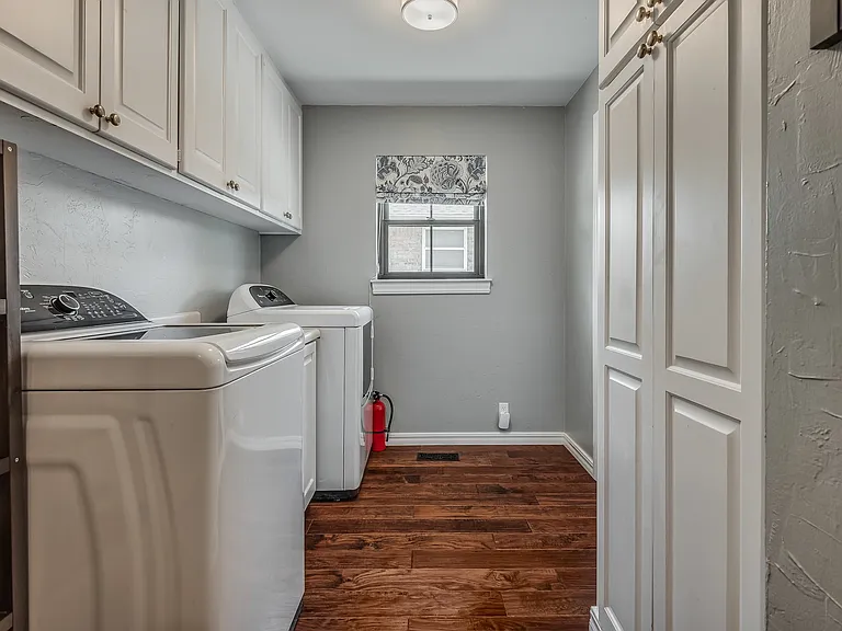11105 Leaning Elm Rd — Photo 47