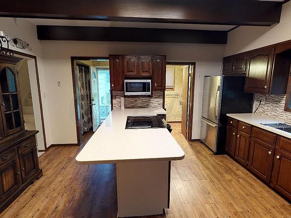 Kitchen Peninsula