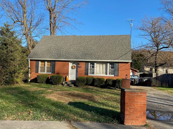 6703 Manslick Rd, Louisville, KY 40214