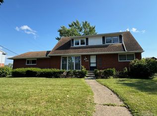 661 Liberty Ave, Lincoln Park, MI 48146