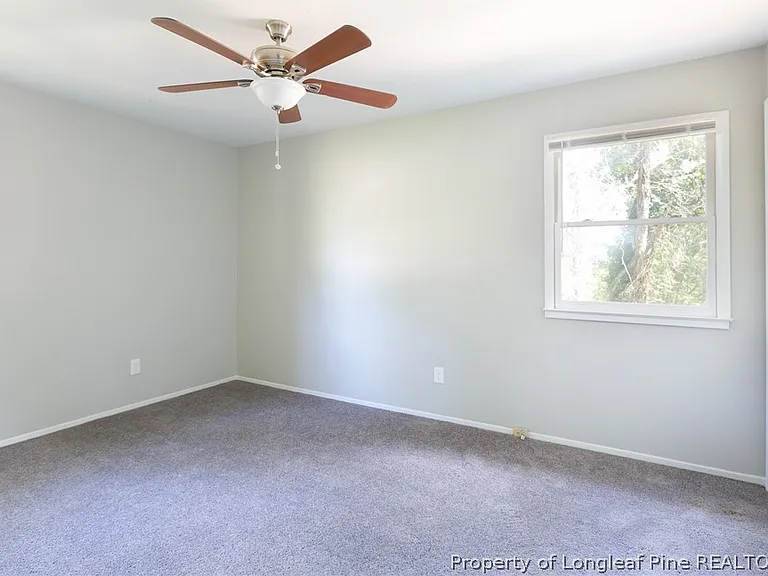742 Buena Vista Dr — Photo 14