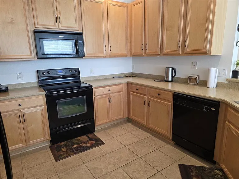 5160 Ambergris Loop — Photo 7