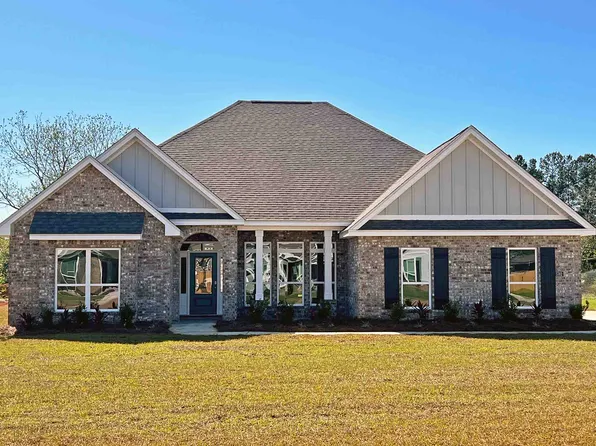5762 Orchard Ln W, Grand Bay, AL 36541