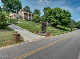 4909 Laurelwood Rd, Knoxville, TN 37918