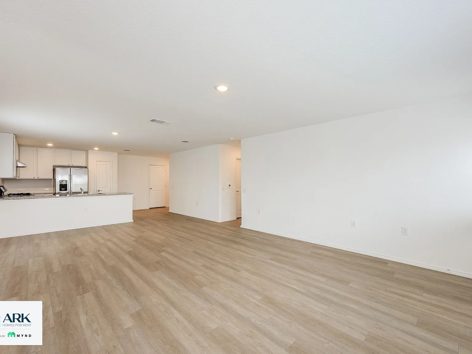 3 bed, 2.0 bath, 1474 sqft, $1,399 — Photo 4