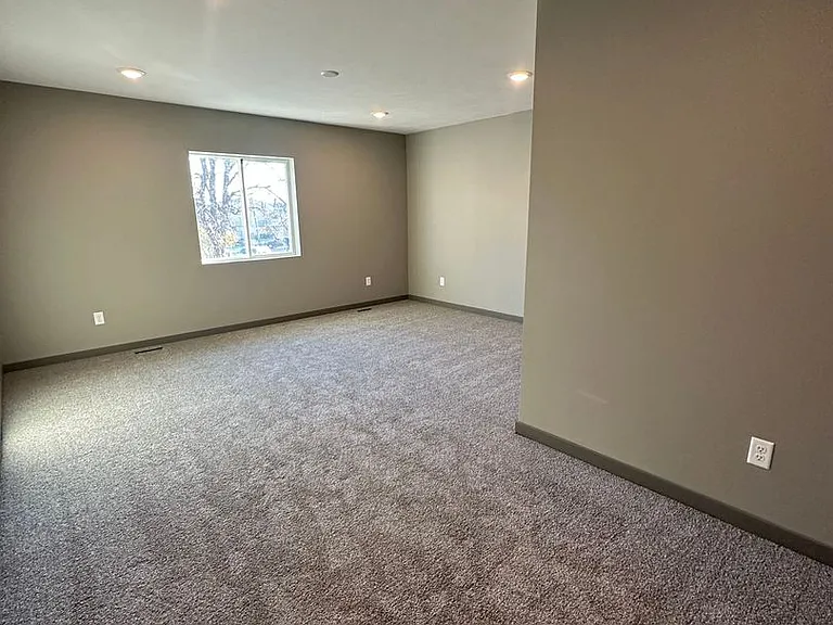 Starr St Townhomes — Photo 5