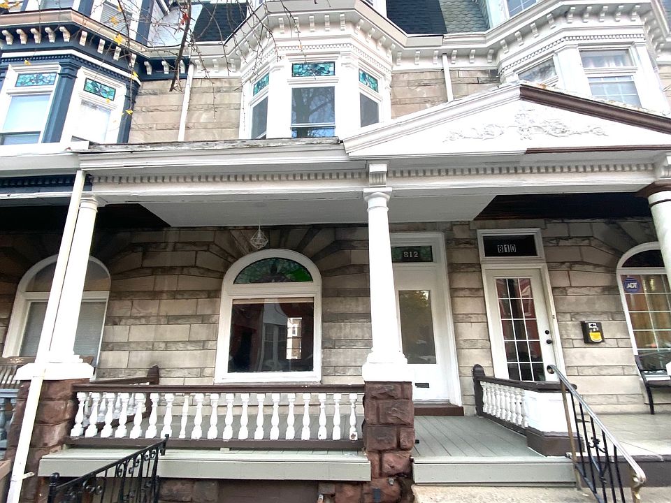 1st image of 812 Chestnut St
