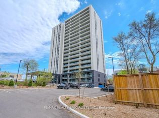 741 King St W #805, Kitchener, ON N2G 1E3