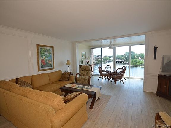 4th image of 3901 SE Saint Lucie Blvd #C-23