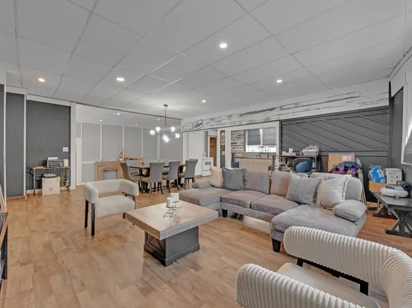 287 Sixth St, Leominster, MA 01453