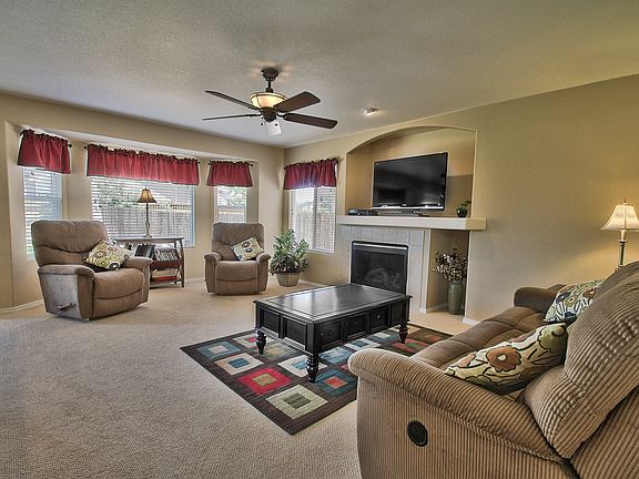 3rd image of 6791 Wild Indigo Dr