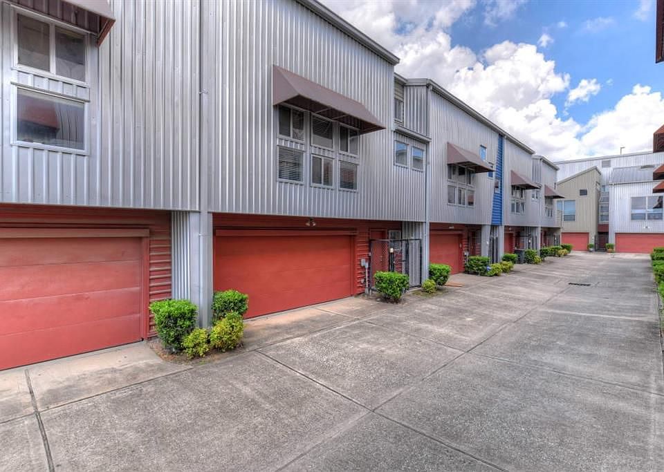1st image of 1716 W Dallas Ave #4