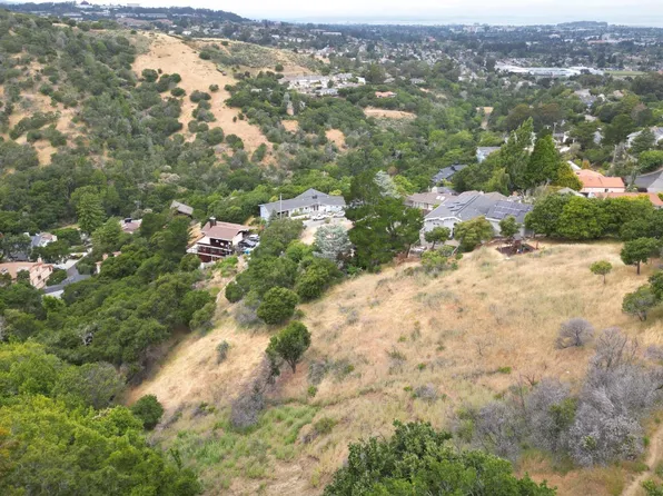 2928 Alhambra Dr, Belmont, CA 94002