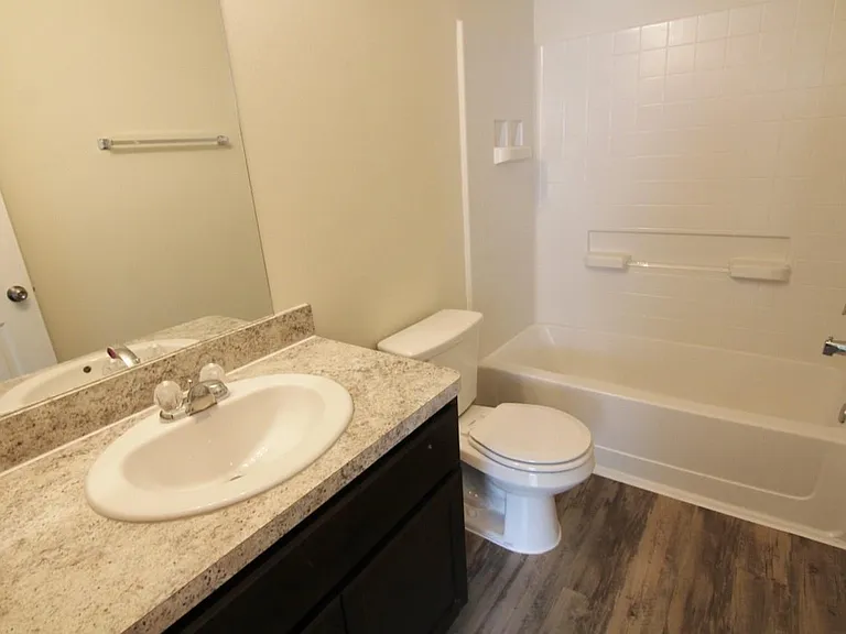 5494 Quail Cove Ln — Photo 6