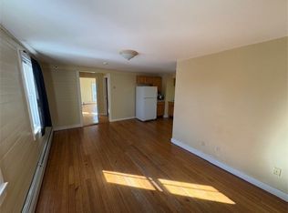 96 Hammond St APT 4, Bangor, ME 04401
