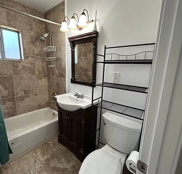 1835 Dayton Dr — Photo 13