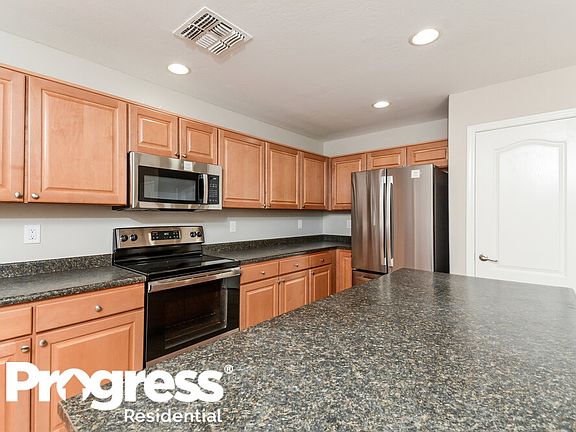 5th image of 11338 N 154th Ln