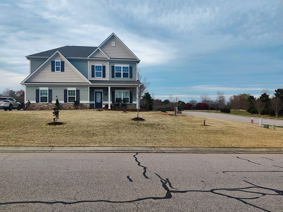 2nd image of 10 Post Oak Dr