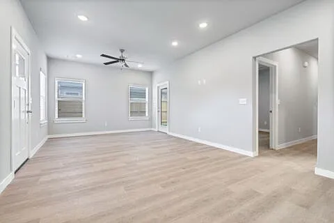 264 N Hunter St #1 — Photo 15