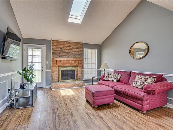3rd image of 3713 Teakwood Ct