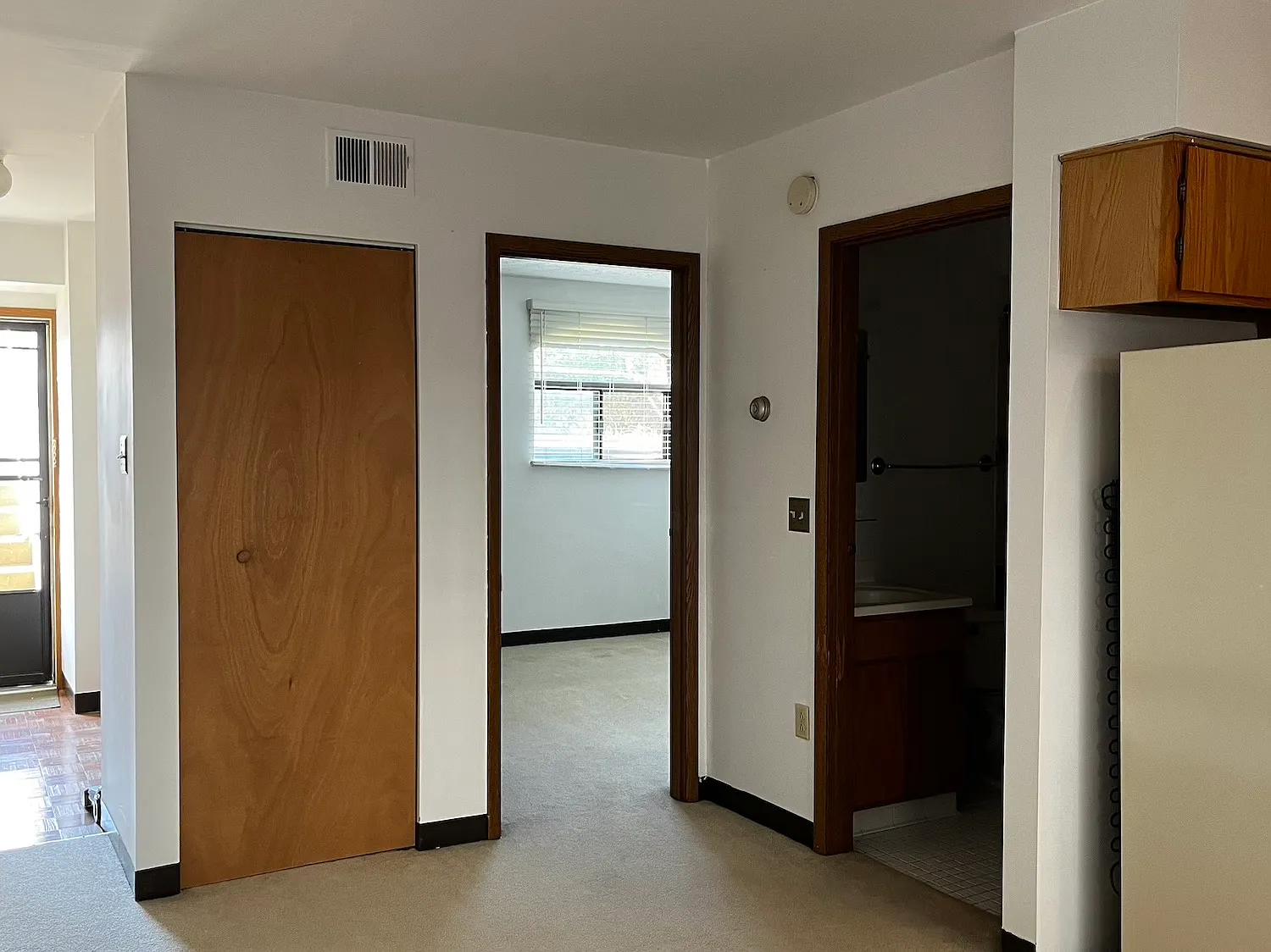 1 bed, 580 sqft, $1,295 — Photo 2