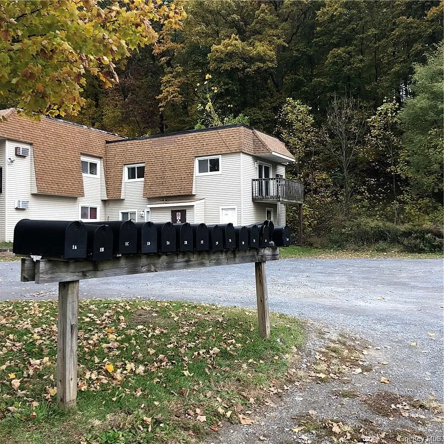 1 bed, 1.0 bath, 500 sqft, $1,600 — Photo 4