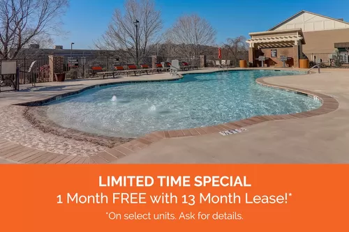 Limited Time Special! 1 Month FREE with 13 Month Lease!* *On select units. Ask for details. - Universal at Pine Ridge