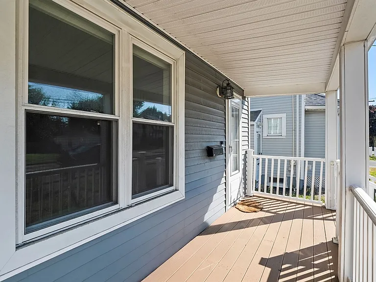 334 E Squantum St — Photo 6