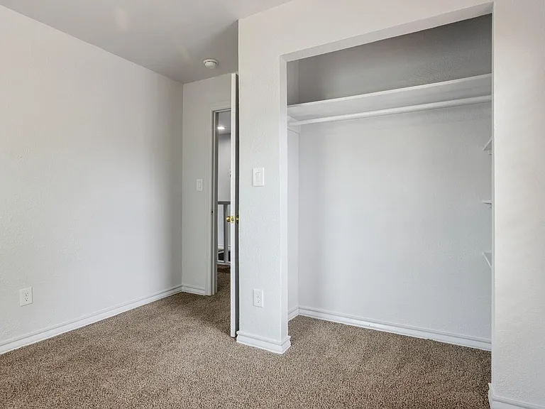 4505 Cochran St — Photo 18