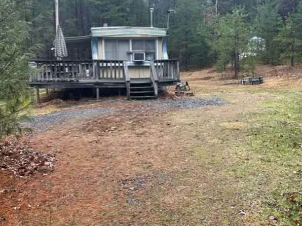 191 Slabtown Dr, Wells Tannery, PA 16691