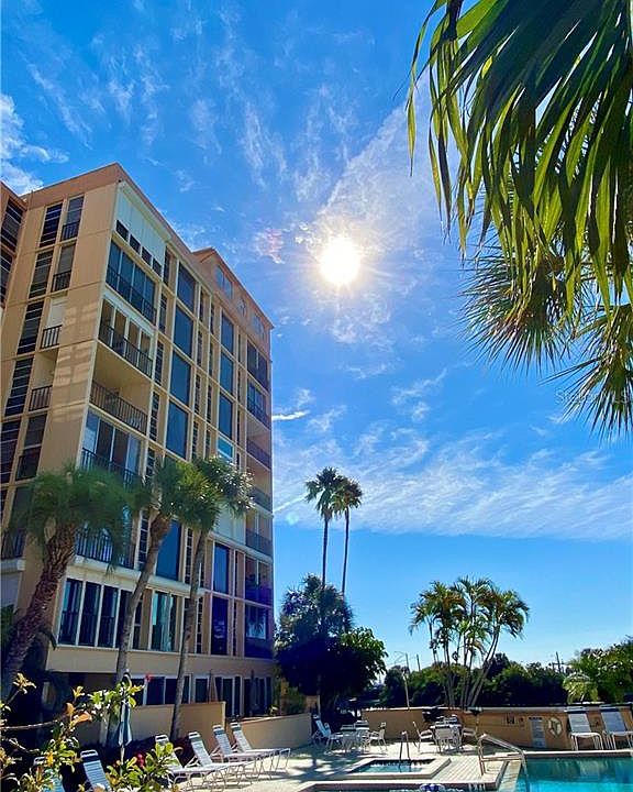 1st image of 7400 Sun Island Dr #104