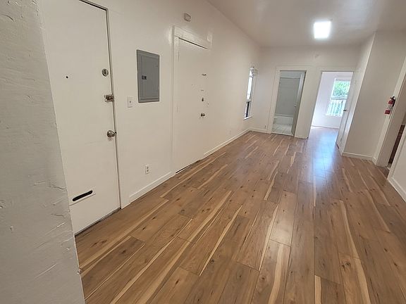 3rd image of 635 10th St