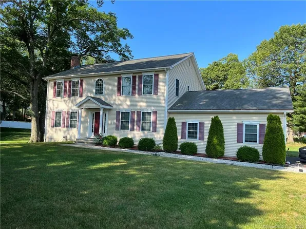 269 Spring Road, North Haven, CT 06473