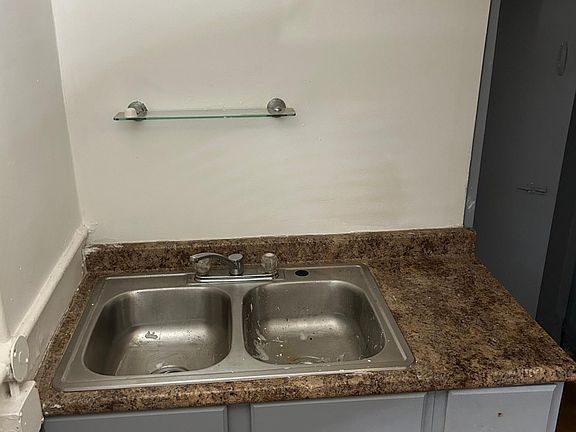 4th image of 2821 N 51st St Unit A