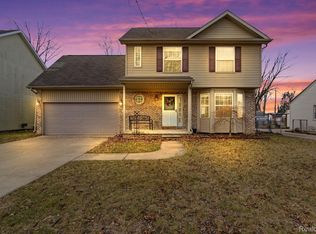 1941 N Walton St, Westland, MI 48185