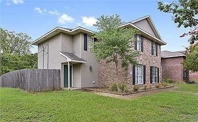 This is the unit for rent. Yard maintenance is included on this large corner lot (front and back yard).