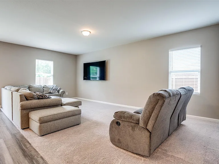 809 Cherry Blossom St — Photo 9