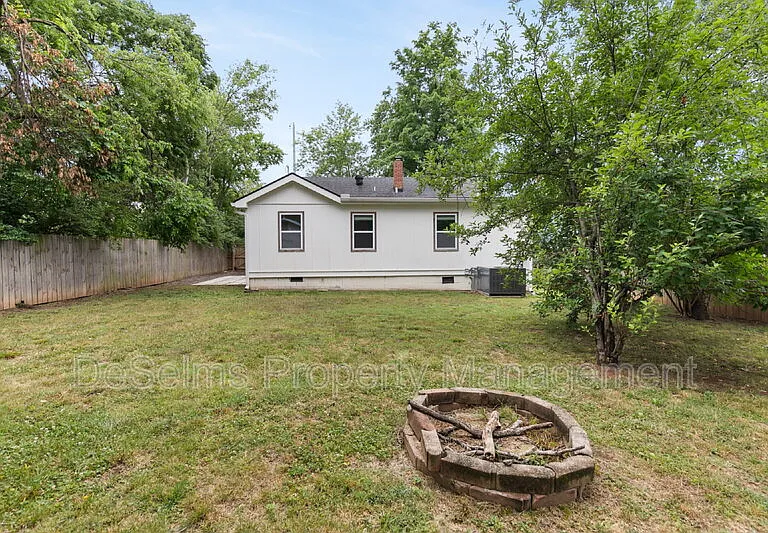 927 Chickasaw Ave — Photo 18