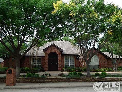 1st image of 7139 Debbe Dr