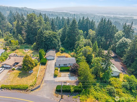 2nd image of 585 Gore Road
