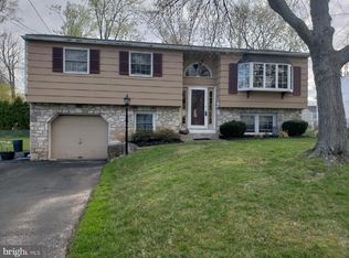 1473 Kingsley Dr, Warminster, PA 18974